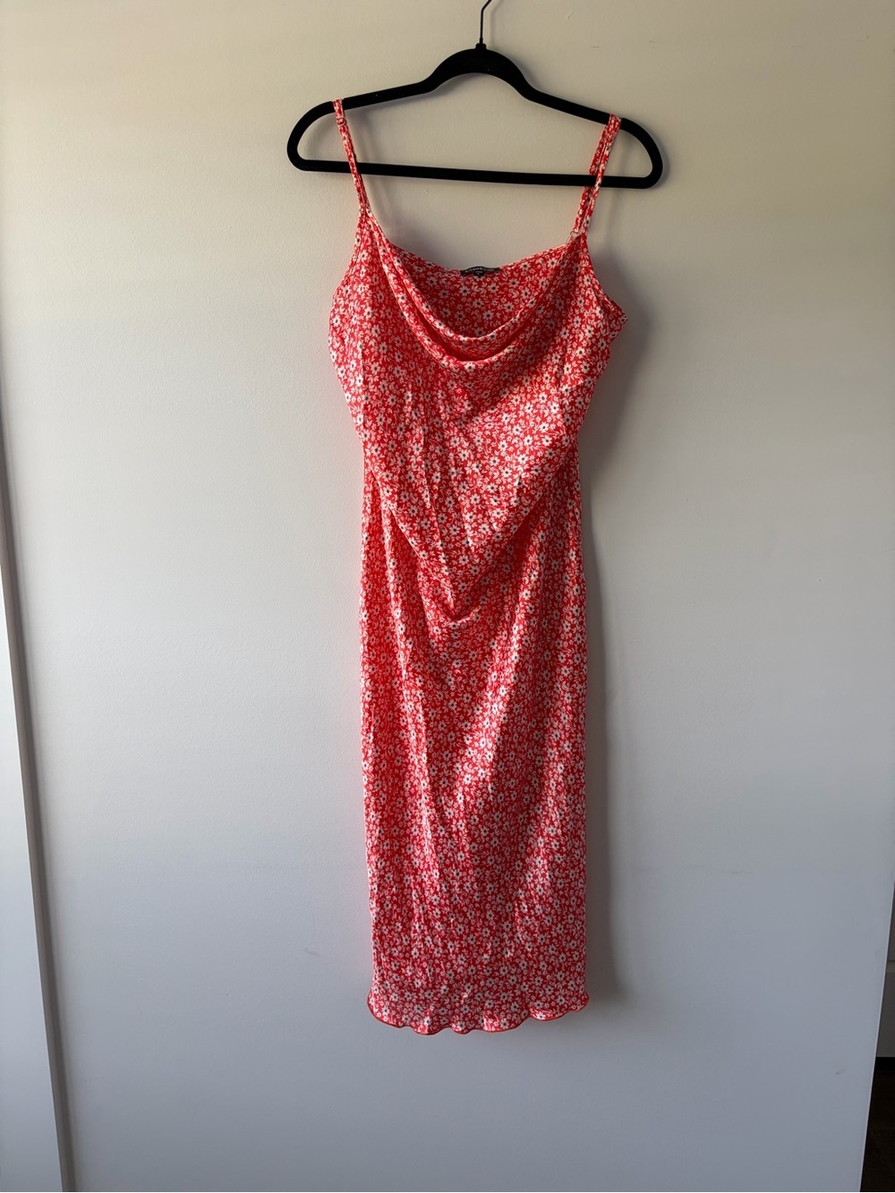 bebe Floral Slip Midi Dress Large Red White Cowl Neck Y2K Bias Cut